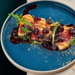 Gastrobistro_Taste_Khalumi na grile s vishnevym sousom