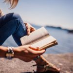 reading-925589_1280