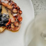 Eno bistro_Osminog v derevenskom stile