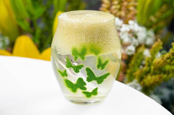 Koktejl Jasmine Piraeus - Июль. Новые предложения московских ресторанов
